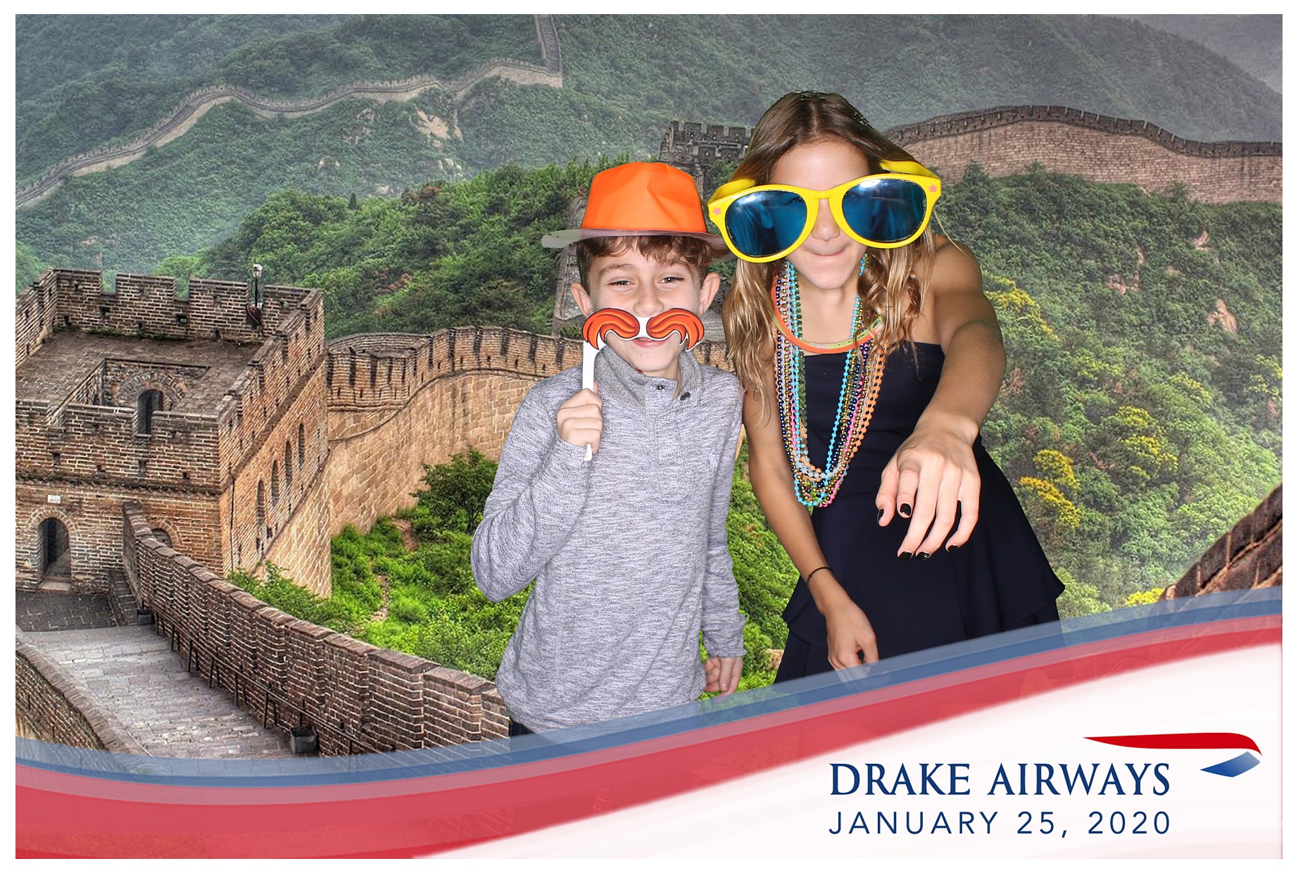 Drake Airways | View more photos from the event at gallery.photoboothcincy.com/u/PhotoBoothCincy/Drake-Airways